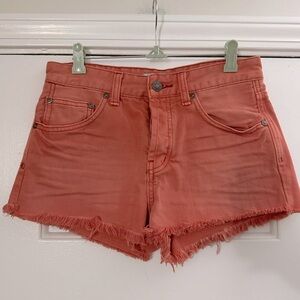 Free People Distressed Vintage Wash Coral/Orange Denim Jean Shorts - Sz 25